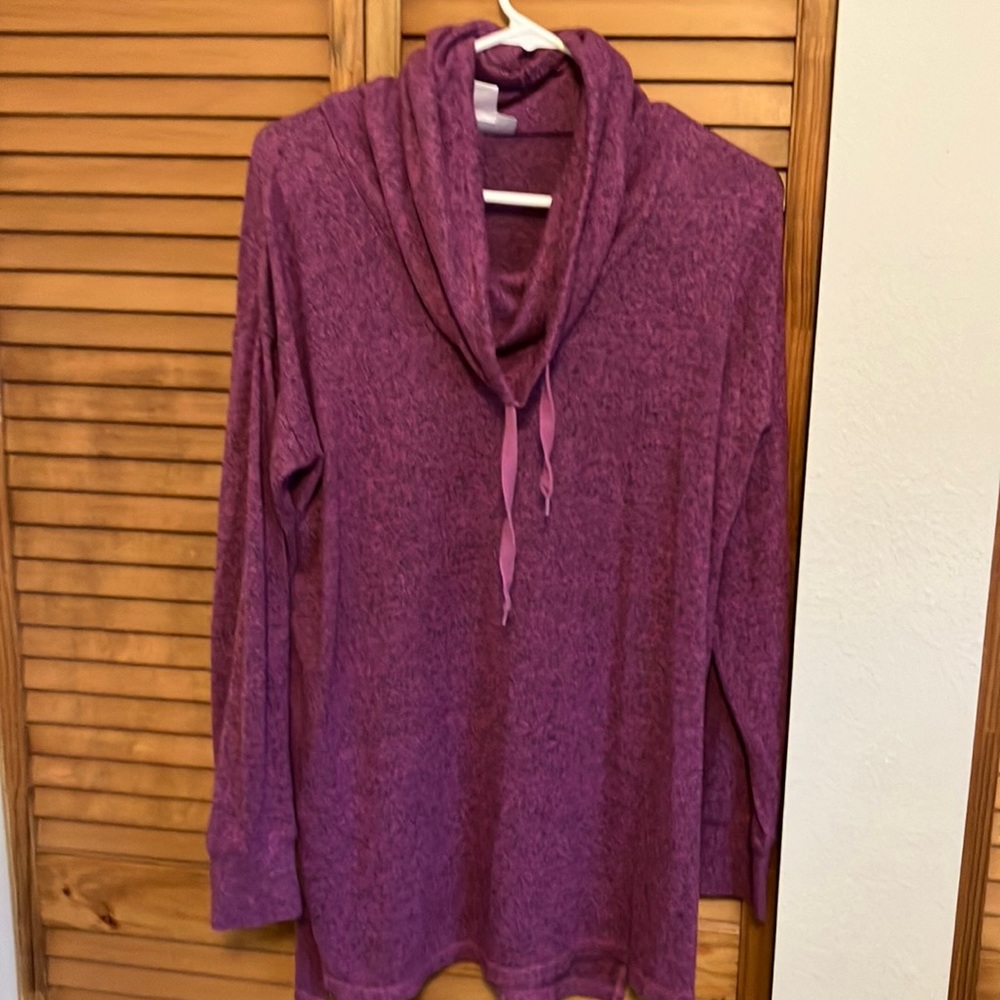 Motherhood maternity long sleeve tunic type sweater.